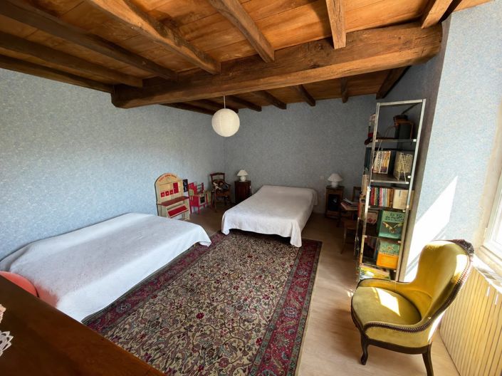 Image No.9-4 Bed House for sale