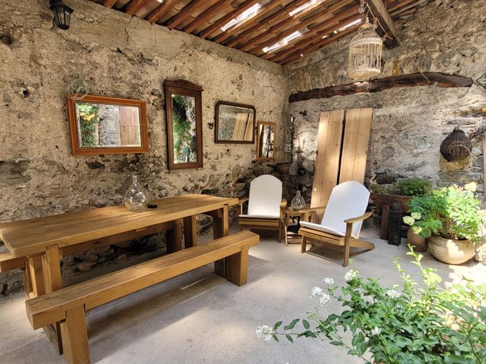 Image No.5-2 Bed House for sale