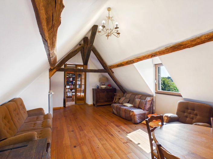 Image No.11-5 Bed House for sale