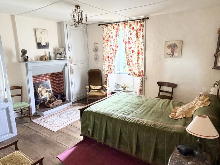 Image No.8-2 Bed House for sale
