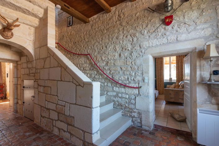 Image No.3-9 Bed House for sale