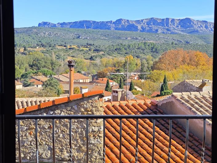 Image No.2-4 Bed House for sale