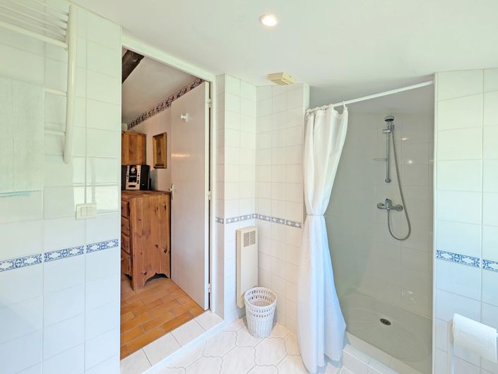 Image No.13-3 Bed House for sale