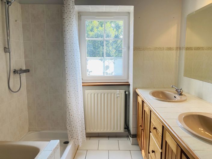 Image No.12-3 Bed House for sale