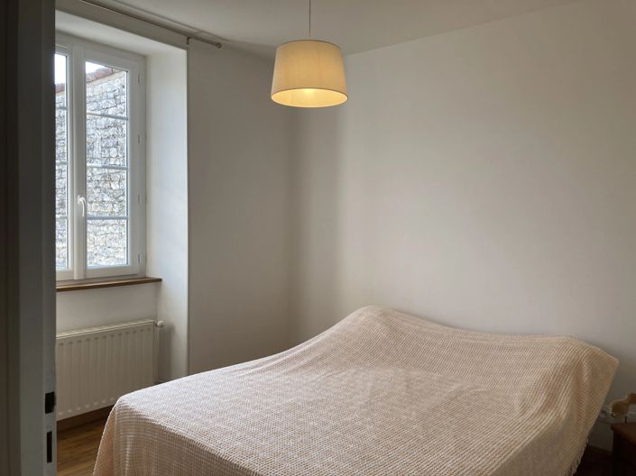 Image No.9-3 Bed House for sale