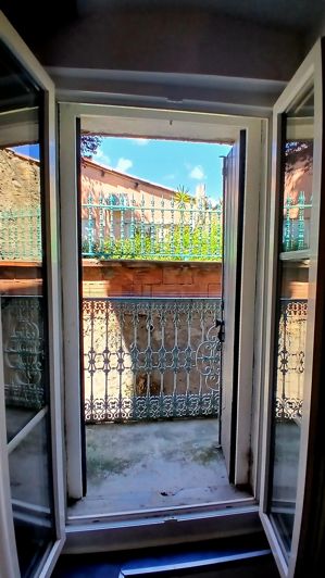 Image No.9-2 Bed House for sale