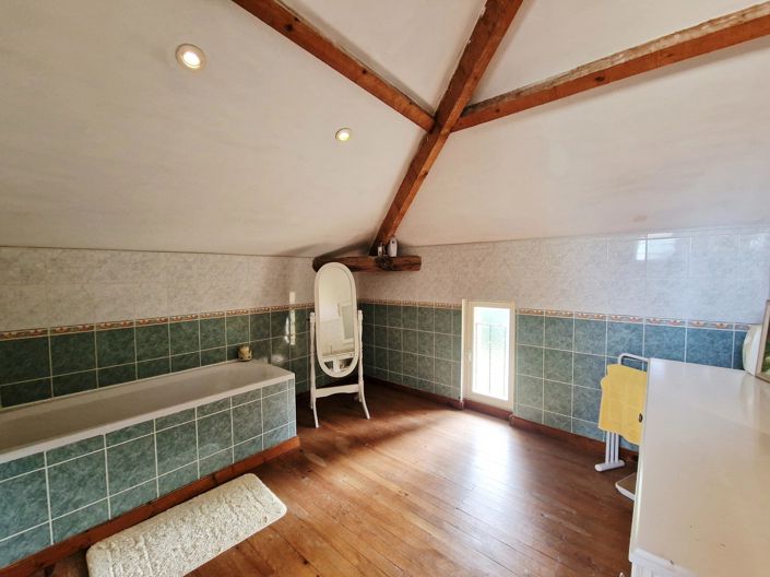 Image No.11-4 Bed House for sale