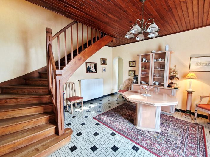 Image No.3-4 Bed House for sale