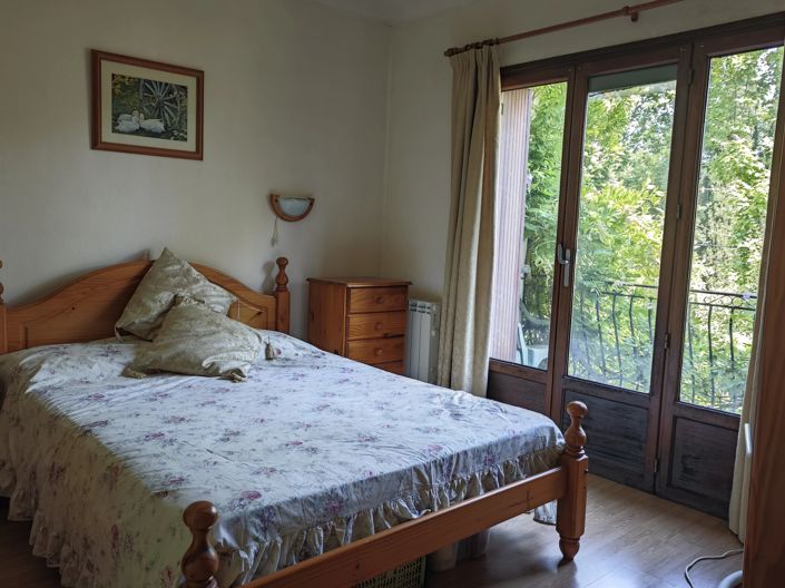 Image No.6-3 Bed House for sale