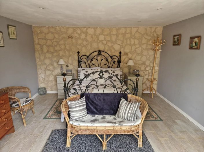 Image No.11-4 Bed House for sale