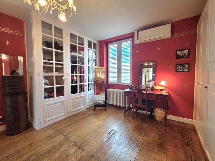 Image No.13-4 Bed House for sale