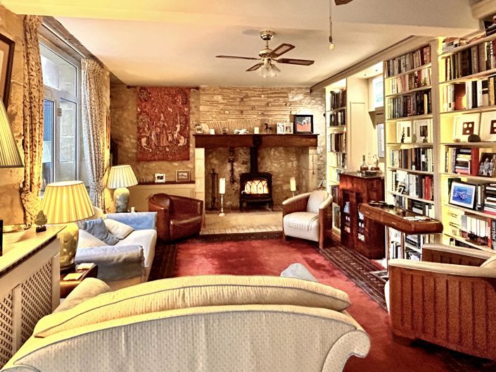 Image No.4-4 Bed House for sale