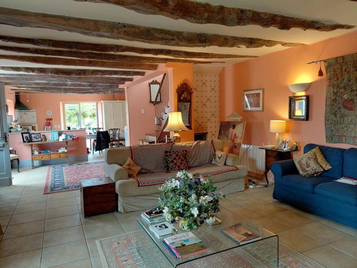 Image No.3-6 Bed House for sale