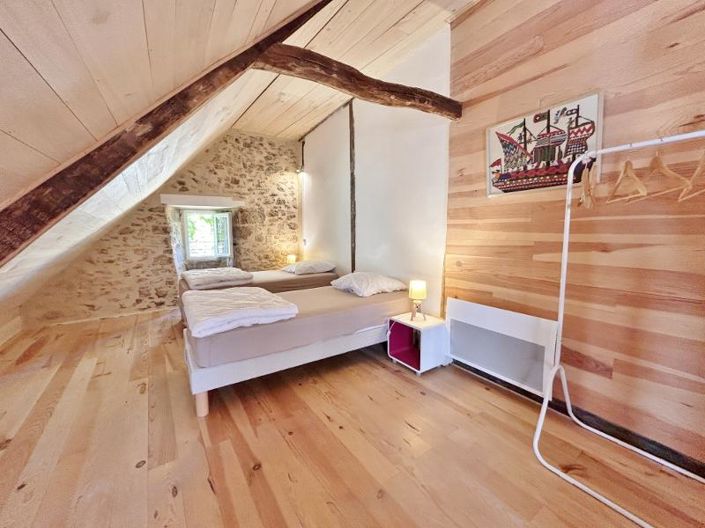 Image No.5-Maison de 2 chambres à vendre à Dordogne