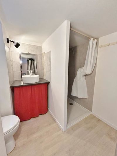 Image No.11-3 Bed House for sale
