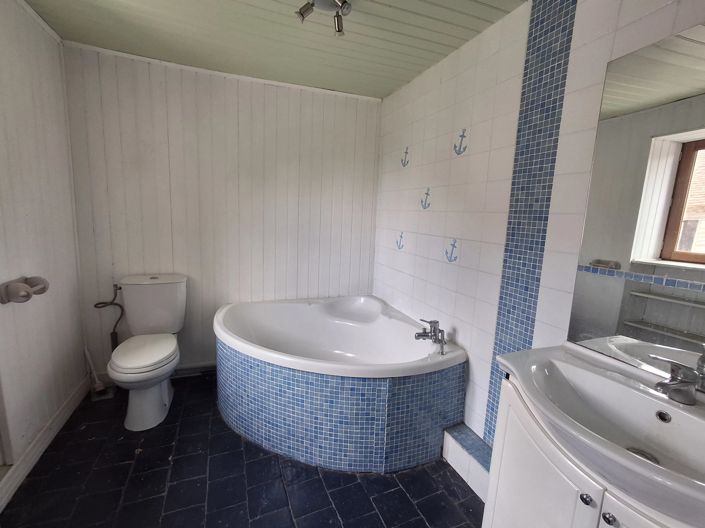 Image No.9-4 Bed House for sale