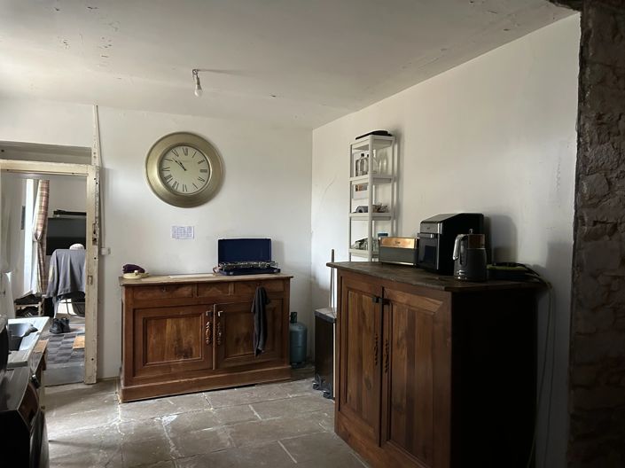 Image No.10-1 Bed House for sale