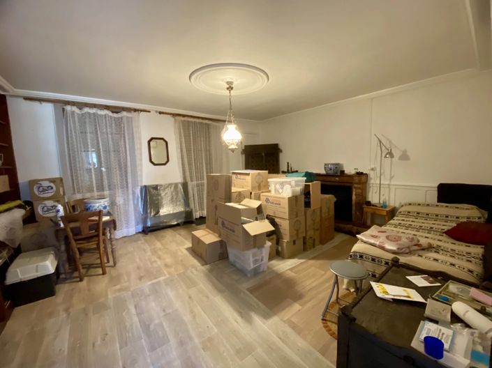 Image No.3-Maison de 3 chambres à vendre à Aigre