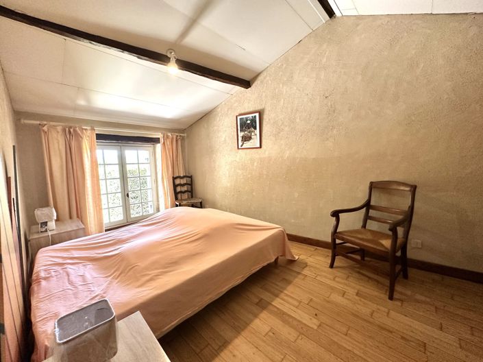Image No.15-4 Bed House for sale