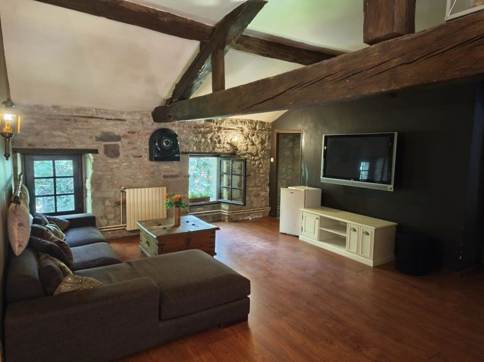 Image No.10-5 Bed House for sale
