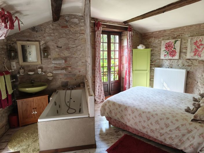 Image No.13-5 Bed House for sale