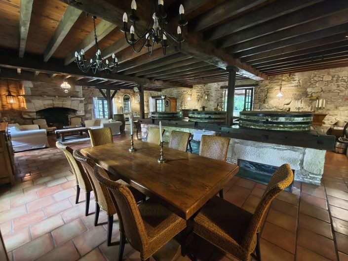Image No.3-5 Bed House for sale