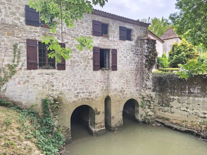 Image No.5-5 Bed House for sale