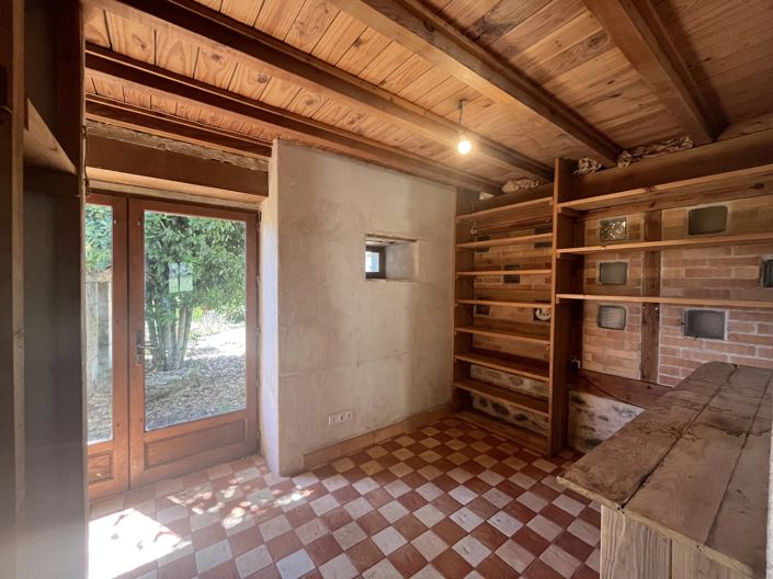 Image No.10-5 Bed House for sale