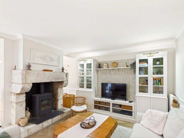 Image No.3-3 Bed House for sale