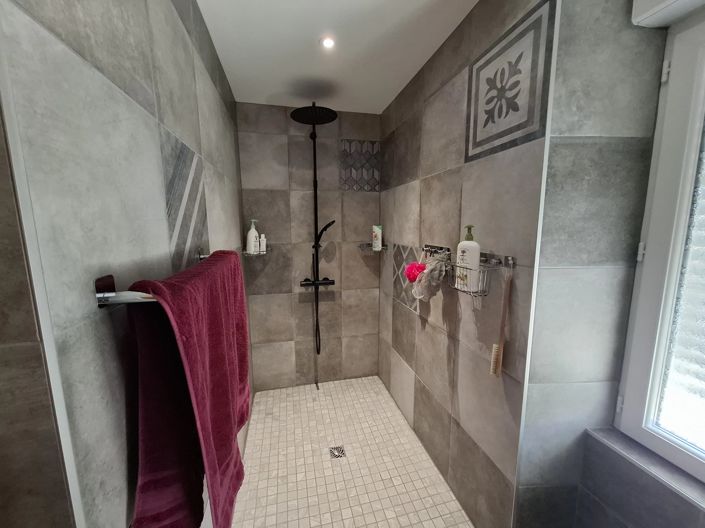 Image No.14-4 Bed House for sale