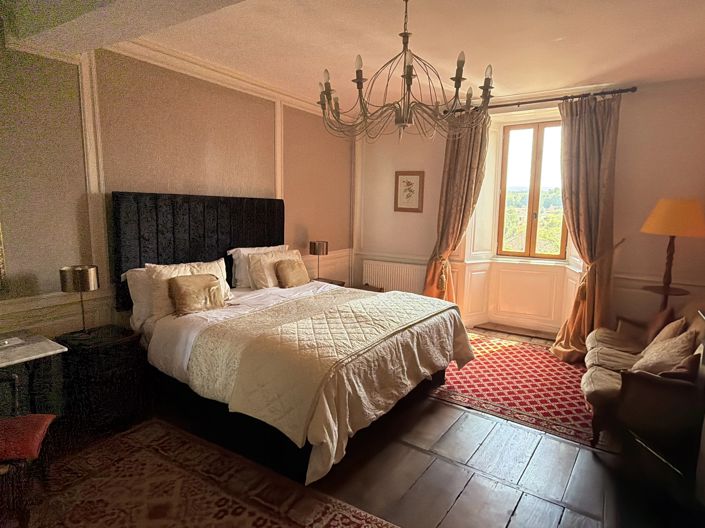 Image No.13-8 Bed House for sale