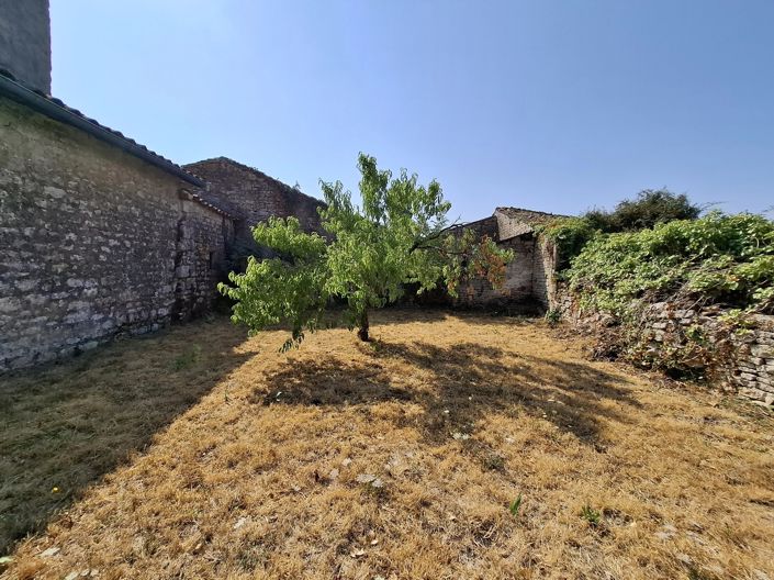 Image No.2-Maison de 2 chambres à vendre à Melle