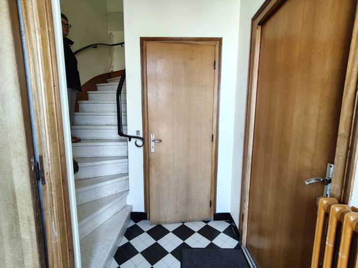Image No.12-6 Bed House for sale