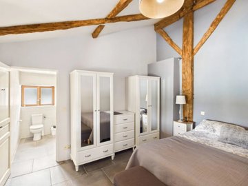e00fe03a7972ea917a1be215429f31a9b0ec493788200