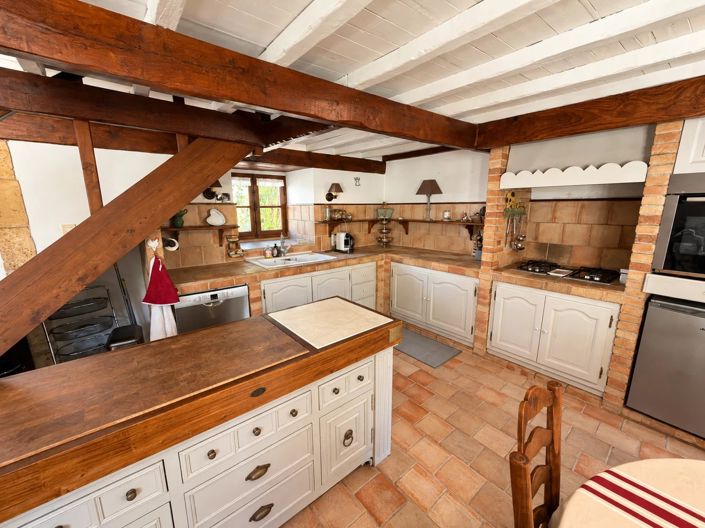 Image No.4-5 Bed House for sale