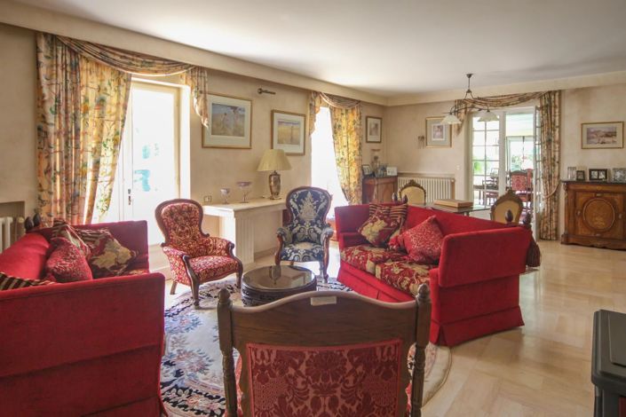 Image No.7-4 Bed House for sale