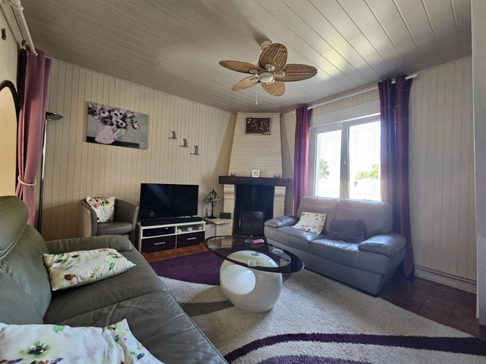 Image No.8-2 Bed Village House for sale