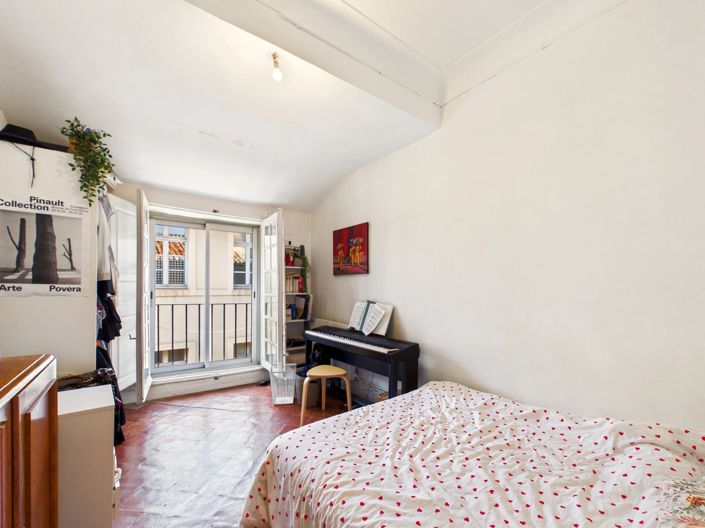 Image No.6-3 Bed Property for sale
