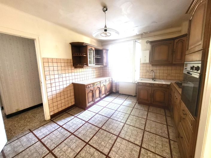 Image No.4-11 Bed House for sale
