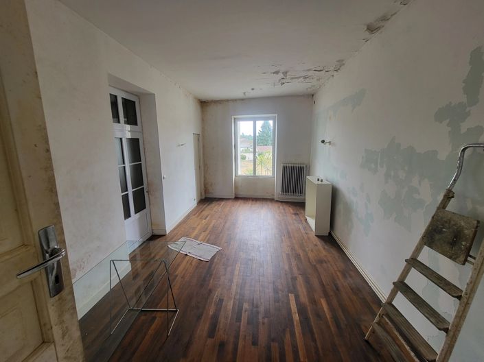Image No.7-3 Bed House for sale