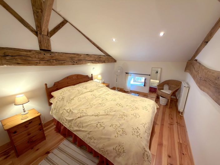 Image No.8-3 Bed House for sale