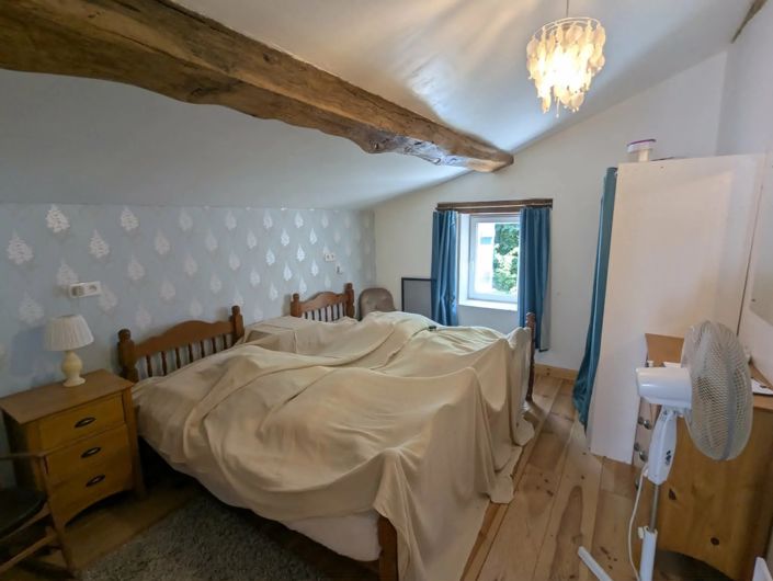 Image No.6-5 Bed House for sale