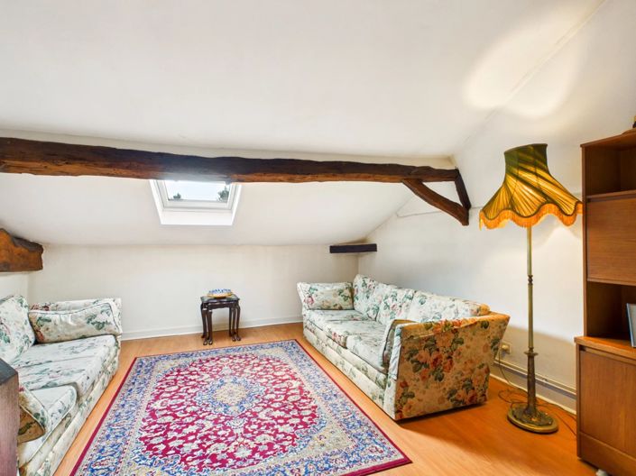 Image No.10-3 Bed Village House for sale