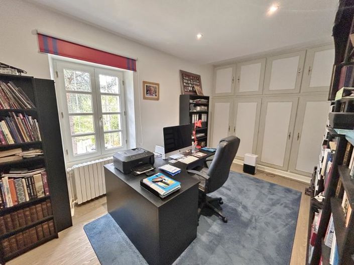 Image No.13-4 Bed House for sale