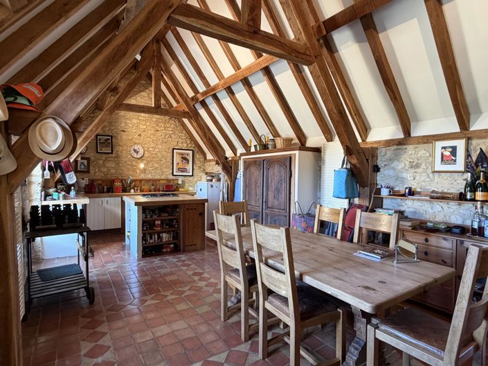 Image No.3-4 Bed House for sale