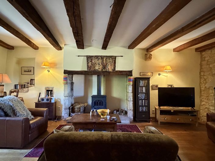 Image No.6-4 Bed House for sale