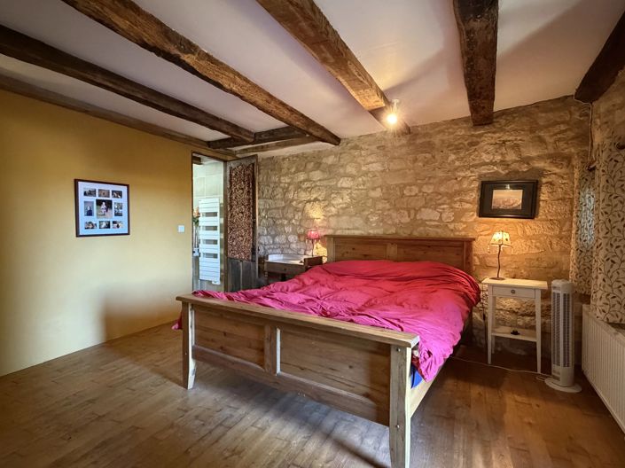 Image No.8-4 Bed House for sale