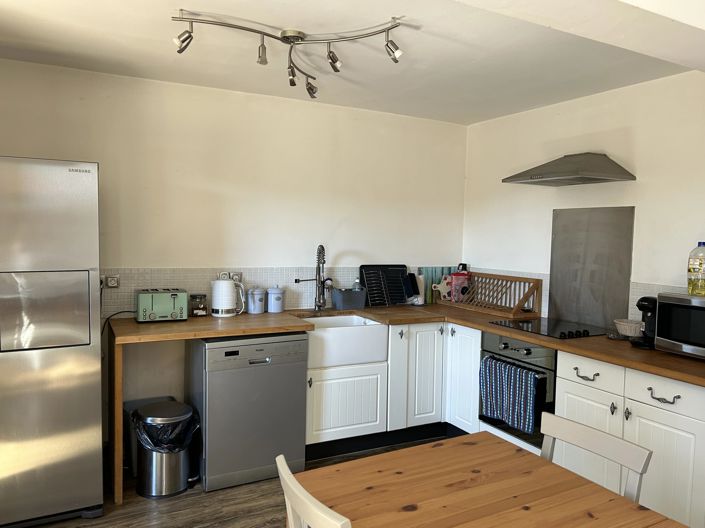 Image No.12-6 Bed House for sale