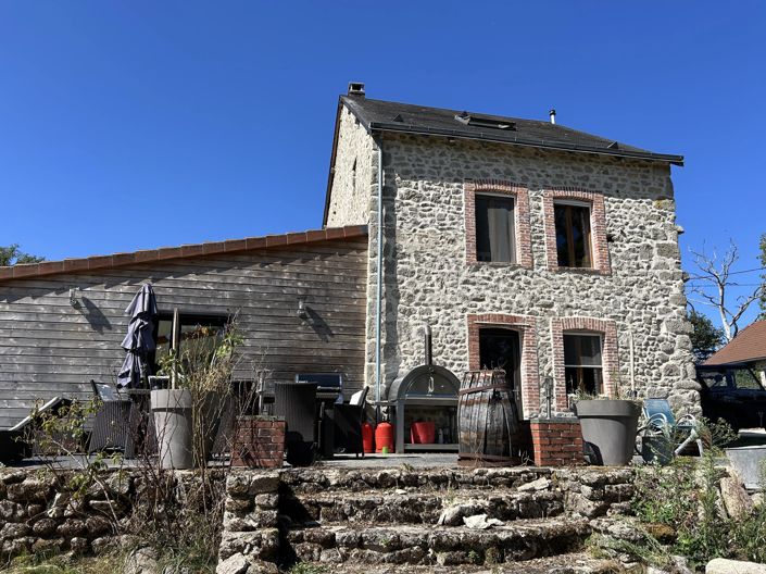 Image No.14-6 Bed House for sale