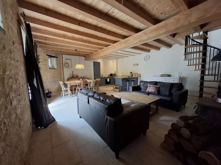 Image No.9-Maison de village de 5 chambres à vendre à Chef-Boutonne